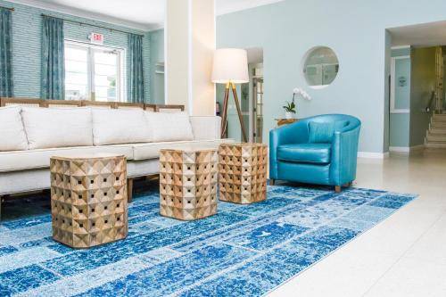 Dorchester Hotel & Suites, Miami