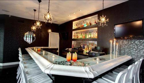 Dorchester Hotel & Suites, Miami