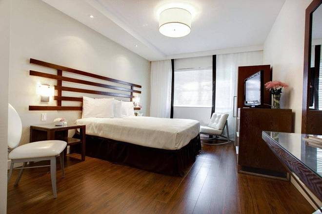 Dorchester Hotel & Suites, Miami