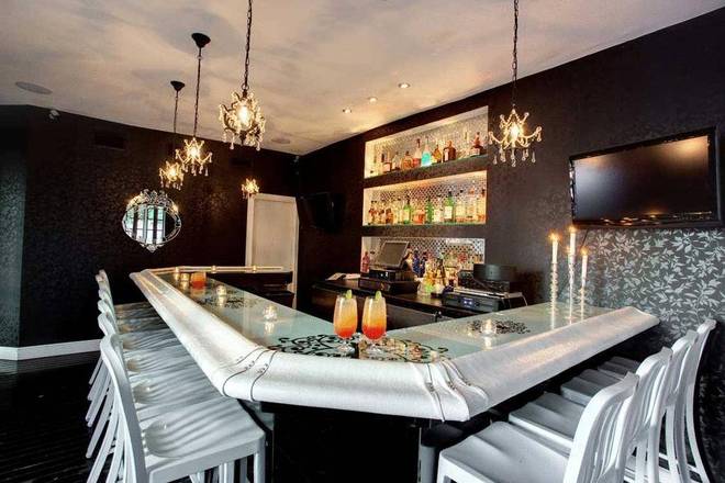 Dorchester Hotel & Suites, Miami