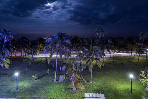 Crescent Resort On South Beach, Miami