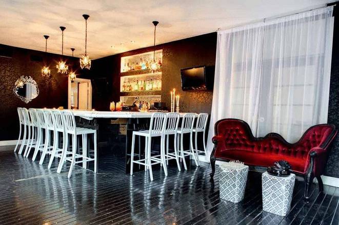 Dorchester Hotel & Suites, Miami