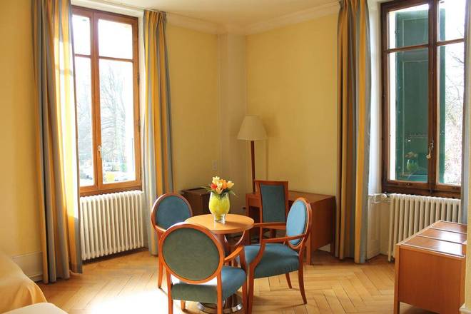 Le Cénacle, Geneva