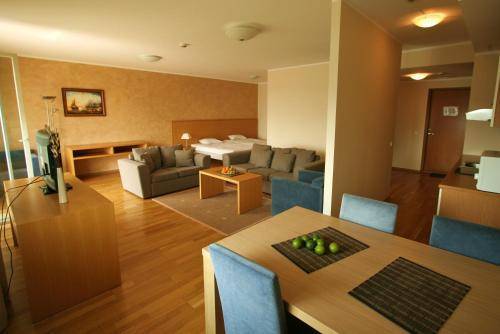 Adelle Apartments, Tallinn