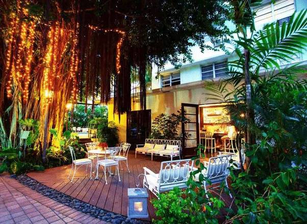 Dorchester Hotel & Suites, Miami