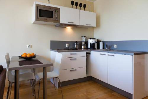 Adelle Apartments, Tallinn