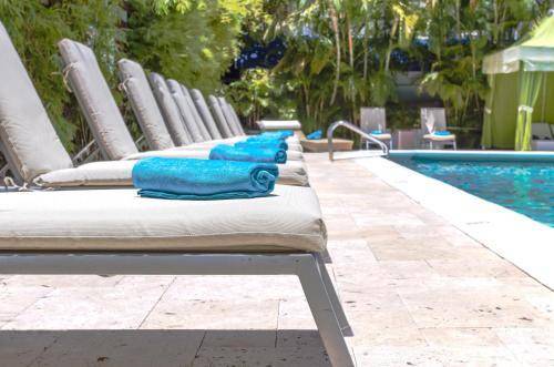 Dorchester Hotel & Suites, Miami
